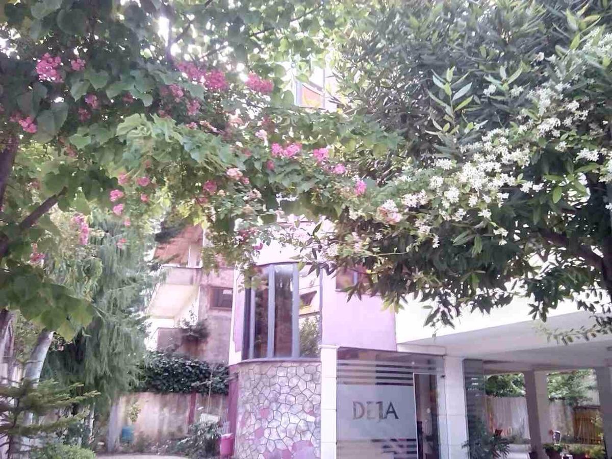 Hotel Deja Тирана Экстерьер фото